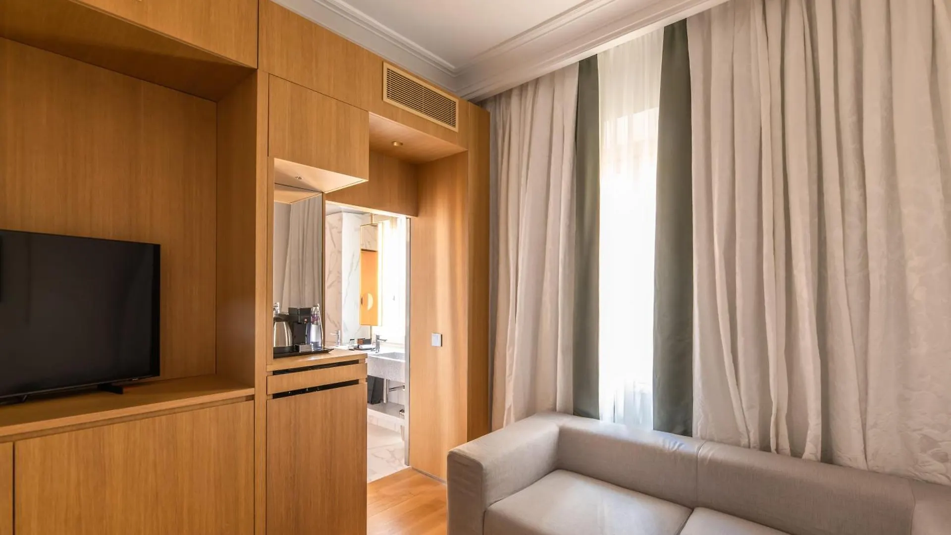 Sofitel Roma Villa Borghese 5*, Rom